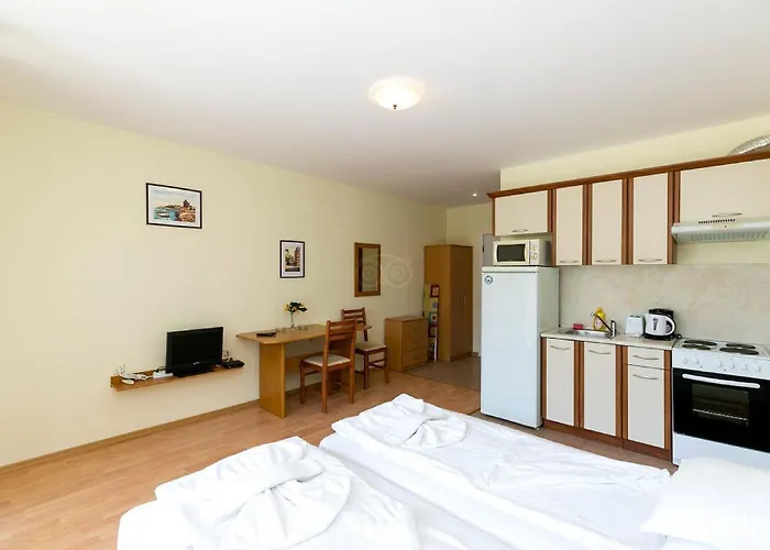 And Orchid Noks Apartament