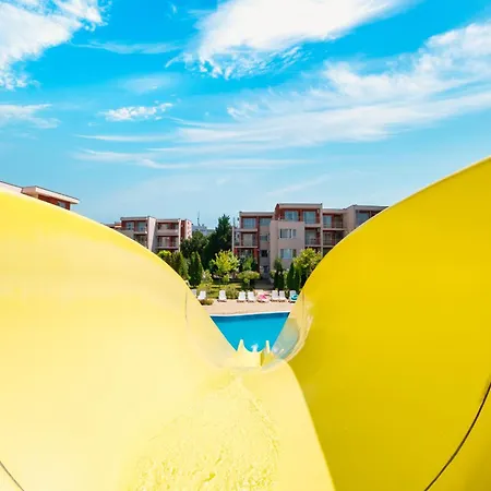 Holiday And Orchid Fort Noks Lägenhet Slăntjev Brjag