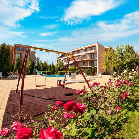 Holiday And Orchid Fort Noks *