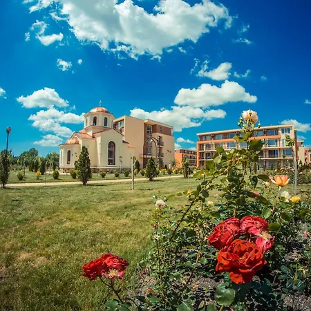 Holiday And Orchid Fort Noks Lägenhet Slăntjev Brjag