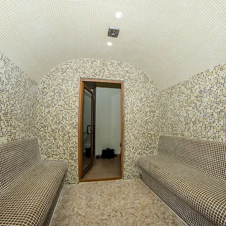 And Orchid Noks Slantchev Briag